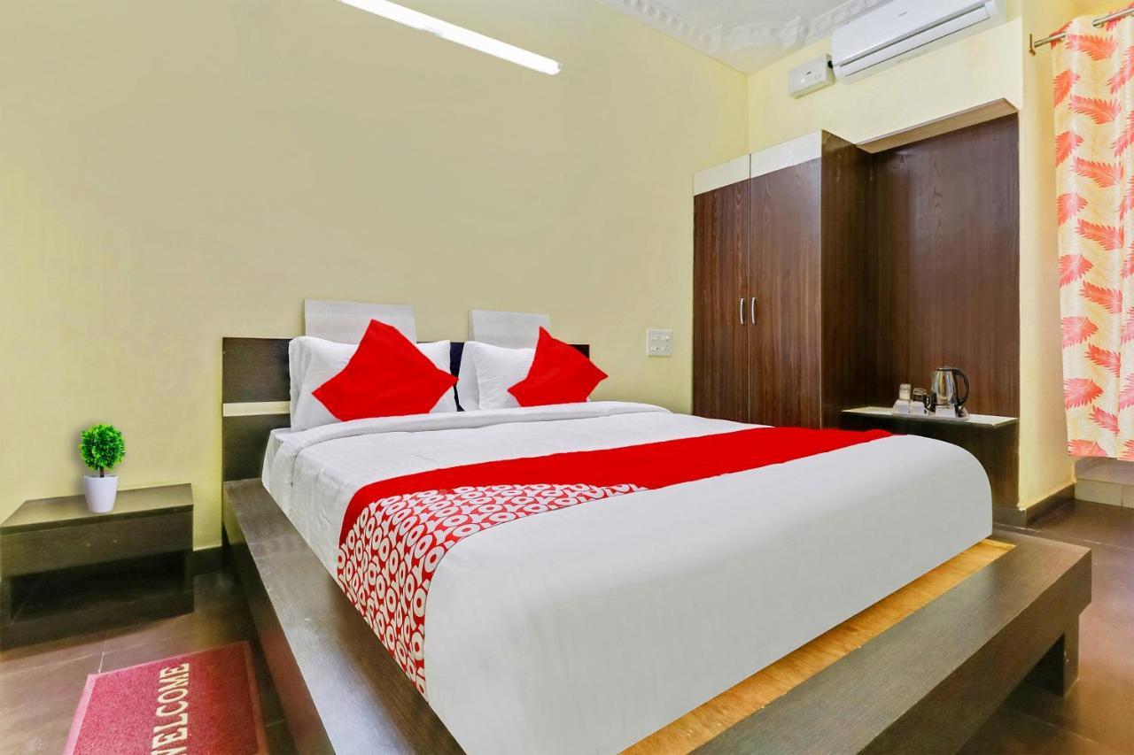 Oyo J P Palace Otel Dod Ballāpur Dış mekan fotoğraf